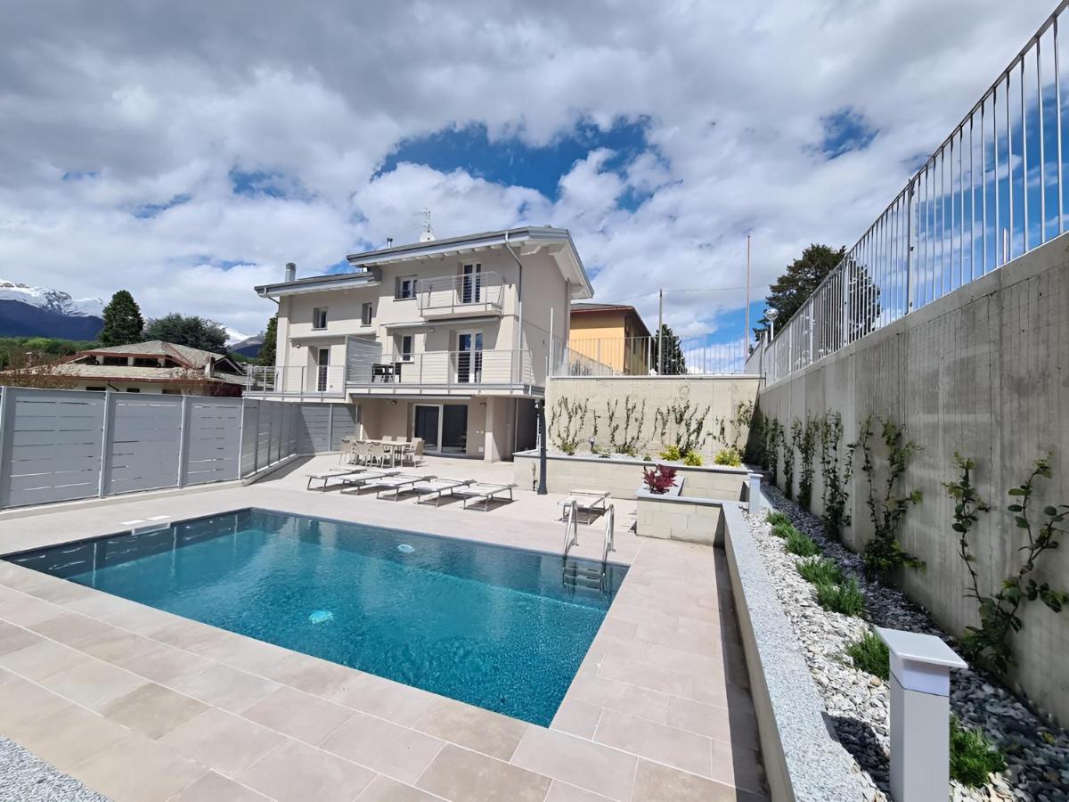 Villa Claudia With Private Pool Colico Extérieur photo
