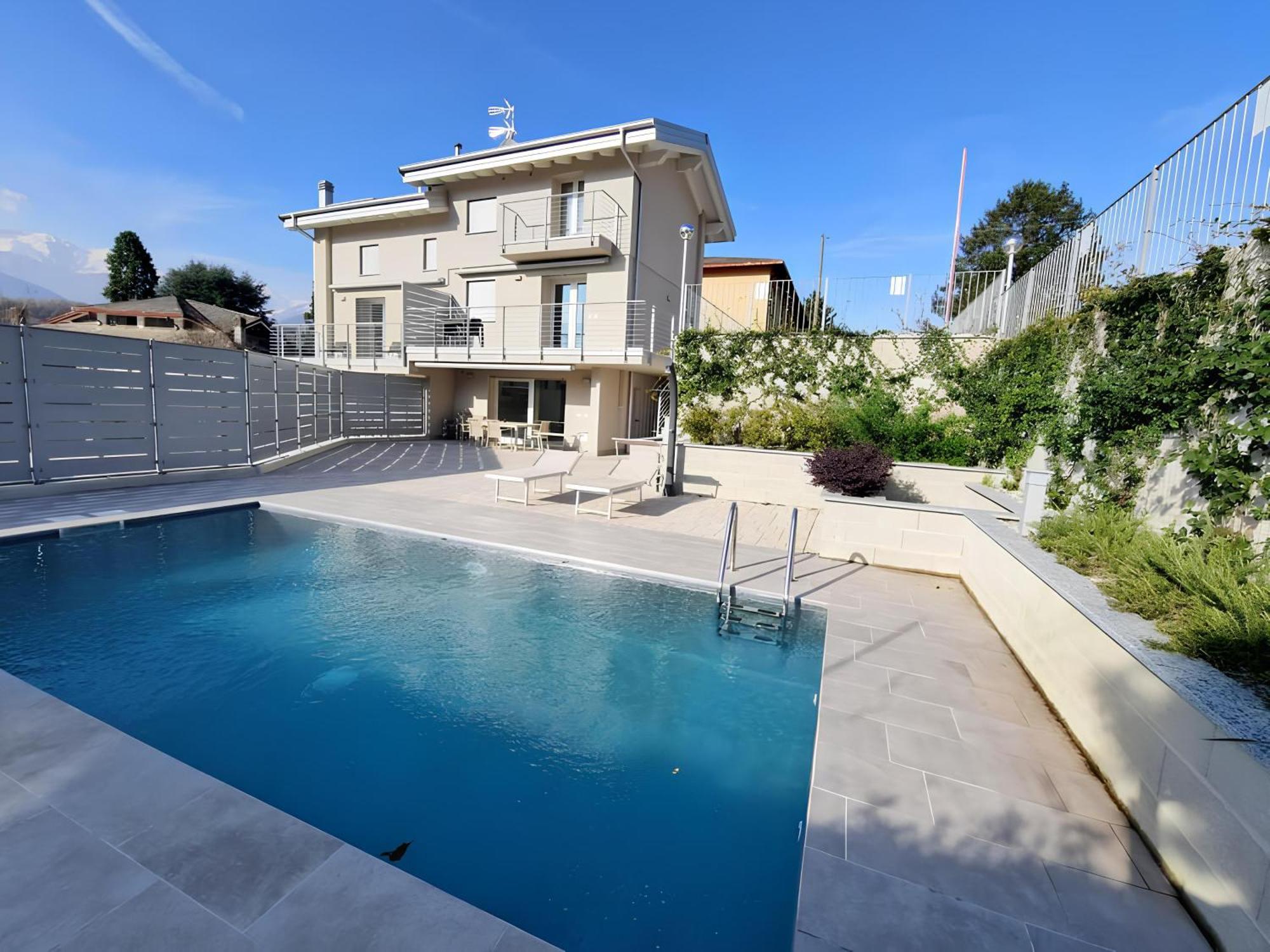Villa Claudia With Private Pool Colico Extérieur photo