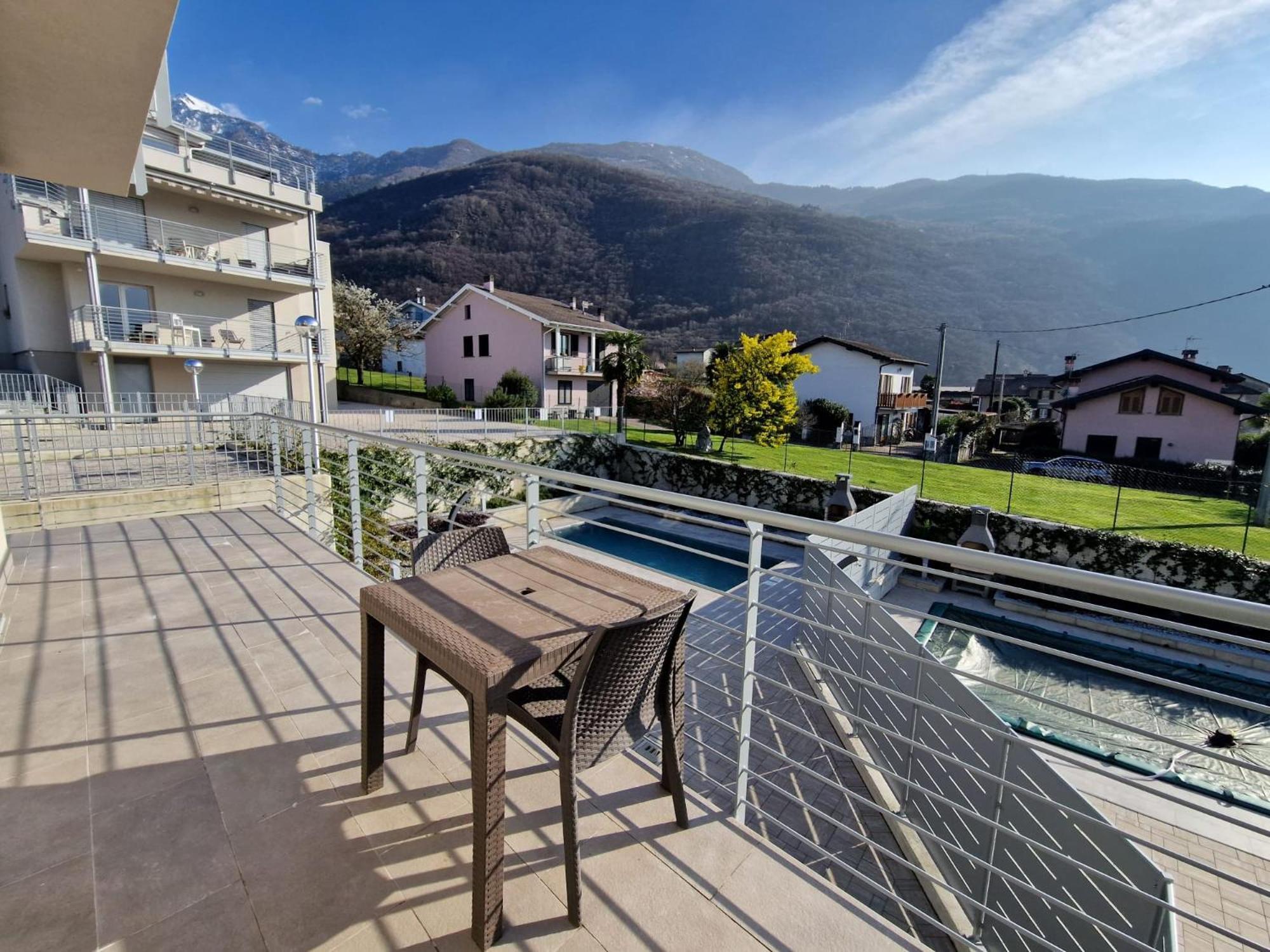 Villa Claudia With Private Pool Colico Extérieur photo